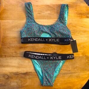 NWT! Kendall & Kylie Peekaboo Bikini size XS